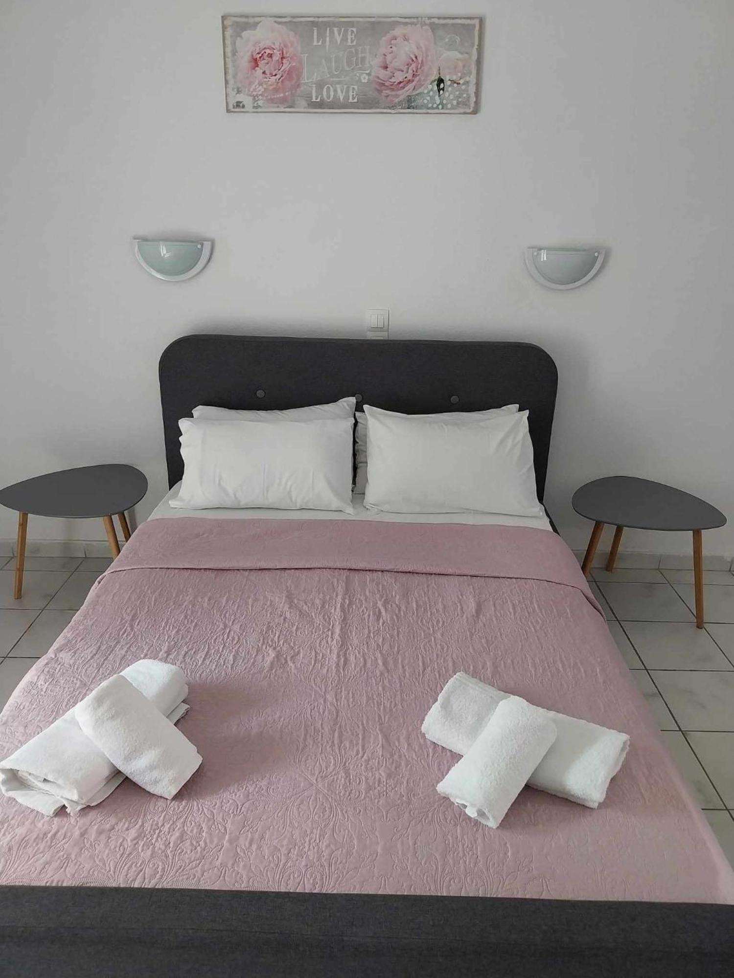 Gorgona Apartments & Studios Ипсос Экстерьер фото